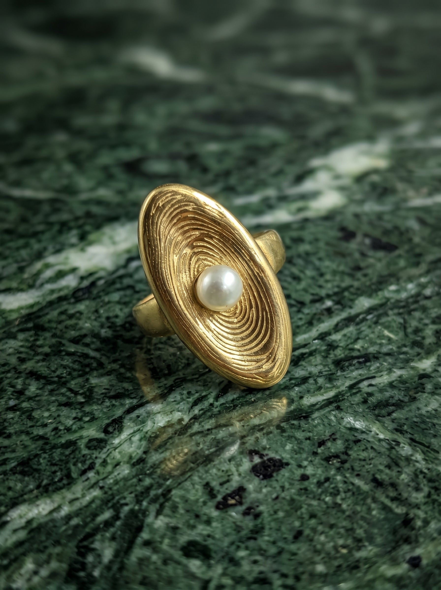 Amelia Ring