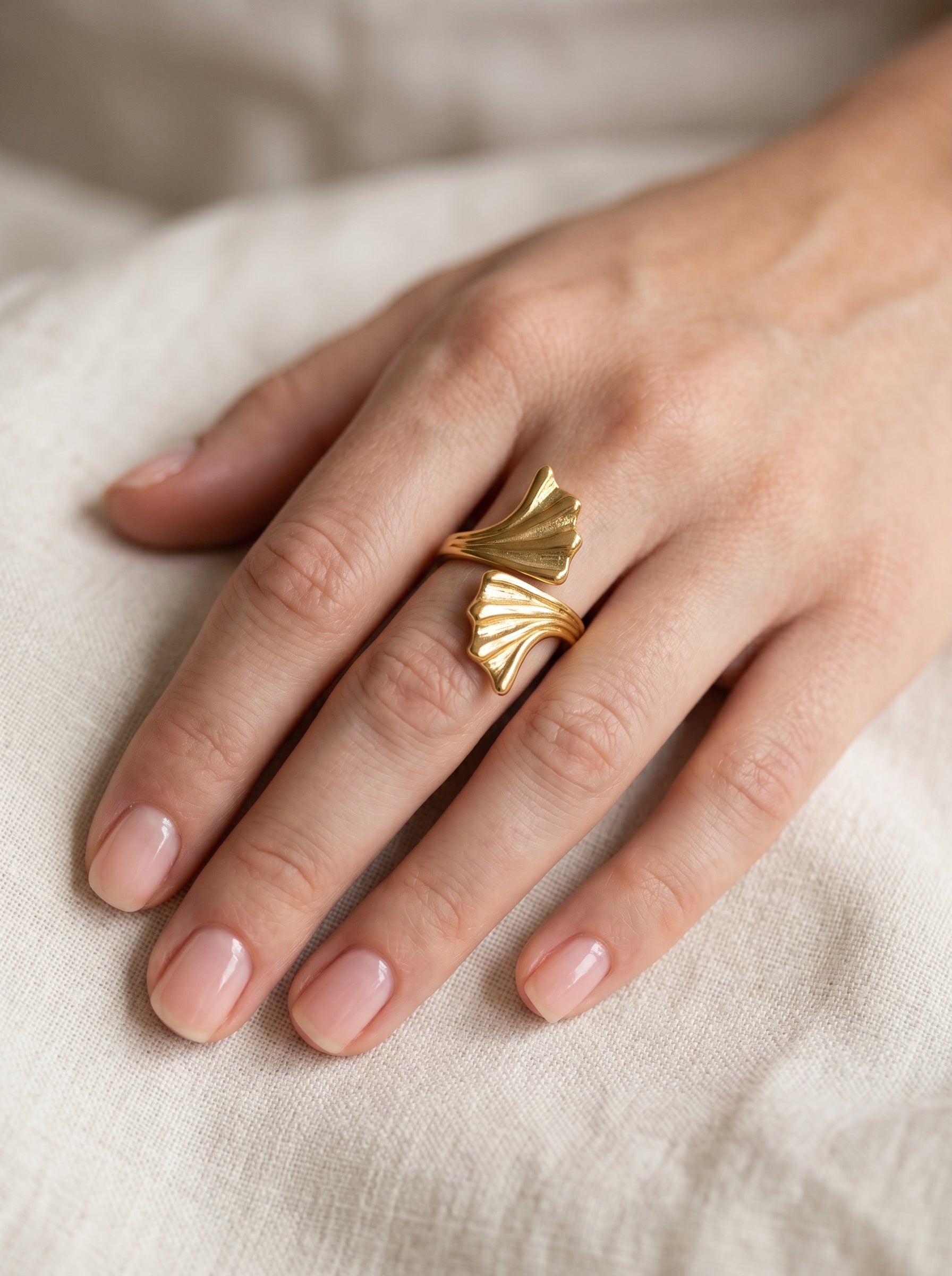 Minimal Stackable Rings